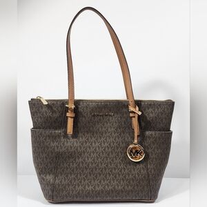 Michael Kors Quinn Med Signature Tote Bag Brown Acorn Excellent Condition